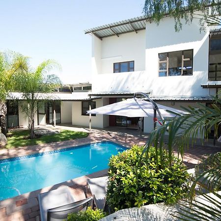 Montebello Guesthouse Windhoek Exteriör bild